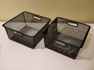 lot 319 image: Office Organizers