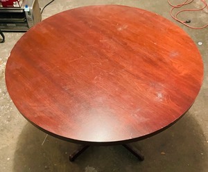 lot 349 image: Laminate Top Circular Table