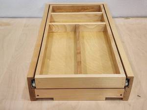 lot 291 image: Wooden Drawer Organizer Insert