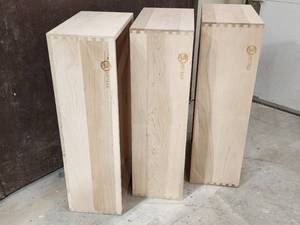 lot 285 image: (3) Dovetailed Drawers