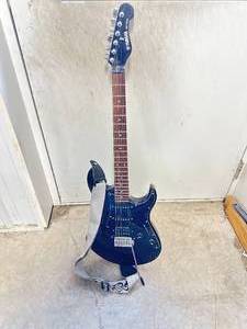 lot 5 image: Yamaha EG112C2 Electric Guitar