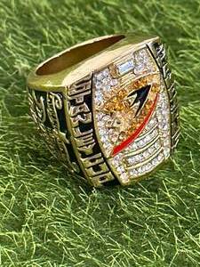 lot 11 image: 2007 Championship Replica Ring Mighty Ducks Selanne