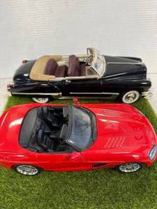 lot 20 image: Dodge Viper & Cadillac 118 Cars
