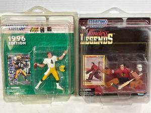 lot 42 image: Starting Lineup Brett Favre & Tony Espisito Figures