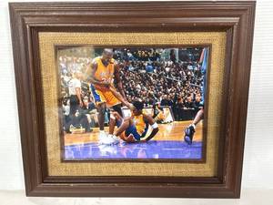 lot 47 image: Shaq & Kobe Framed Photo 13x15 Inch