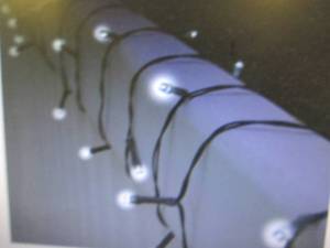 Pure Garden Solar-Powered LED Strin...