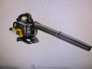 Poulan Pro 26cc 2-Cycle Gas Leaf an...
