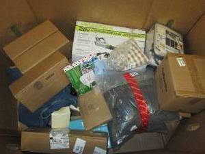 pallet of unclaimed and unsold item...