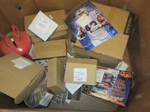 pallet of unclaimed and unsold item...