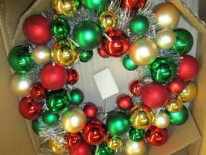 Battery operated lighted Christmas ...