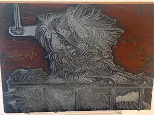 lot 146 image: Vintage Metal Dog Themed Art Stamps