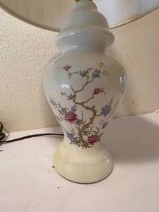 lot 219 image: Vintage Ceramic Table Lamp with Floral Theme