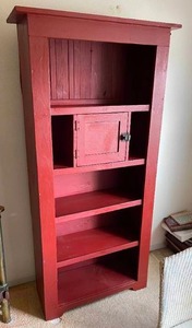 lot 228 image: Rustic 5 Shelf Painted Vintage Bookcase