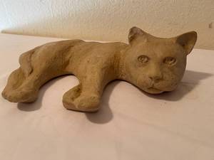lot 237 image: Fun Clay Lounging Patio Cat
