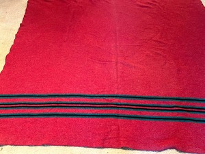 lot 186 image: Vintage Red Wool Blanket