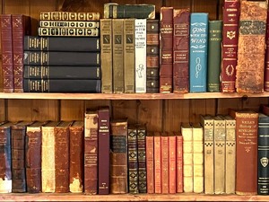 lot 91 image: Vintage Book Collection