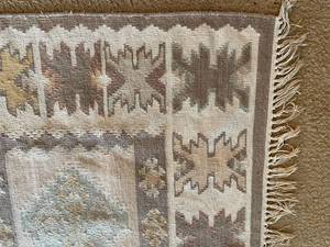 lot 259 image: Vintage Throw Southwestern Style Rug