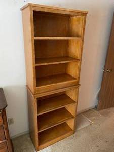 lot 271 image: Hand Made 6 Shelf Bookcase
