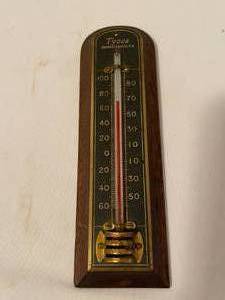 lot 272 image: Vintage Thermometers, Scale and Barometer