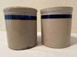 lot 281 image: 3 Pottery Pieces Includes a Pitcher and Two Jugs
