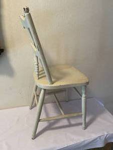 lot 308 image: Vintage Wooden Spindle Backed Chair