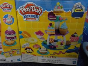 2 Play Doh Kitchen Creations...