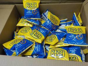 Case of 88 Bags Rold Gold Tiny Twis...