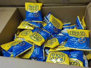 Case of 88 Bags Rold Gold Tiny Twis...
