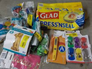 Glad Press n Seal, Clips and Ballo...