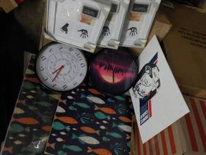 Clocks, Wall Dcor and Frames...