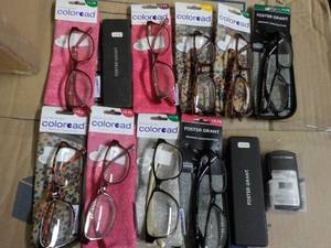 12 pair Foster Grant Reading Glasse...