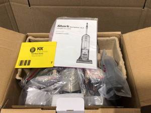 Shark Navigator Swivel DLX  open box customer return see pictures