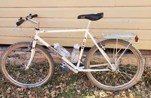 lot 7 image: Bridgestone MB-1 Bicycle