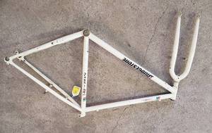 lot 21 image: Bridgestone bicycle frame