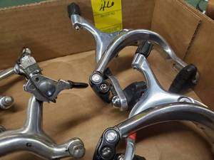 lot 46 image: Bicycle Parts-Hubs & Brakes