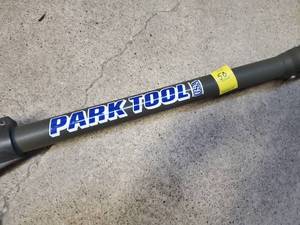 lot 50 image: Park Tool Bicycle Repair Stand