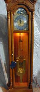 lot 7 image: Howard Miller Fallsworth 610-754 Grandfather Clock
