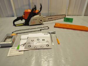 lot 31 image: Stihl MS 180C 16 Chainsaw with Extra Chain