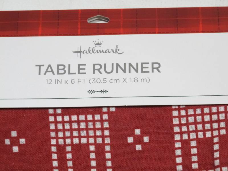 lot 869 image: NEW 2 Pack of Hallmark 1AHW1244 Fabric Deer Table Runners Decor 12 x 6