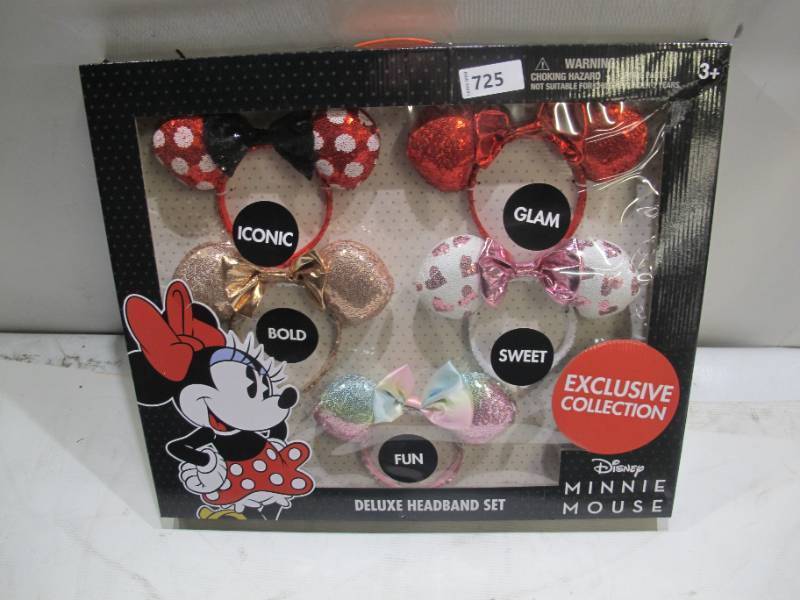 lot 687 image: NEW Disney Disneyland Exclusive Collection Minnie Mouse Deluxe Travel Headband Set