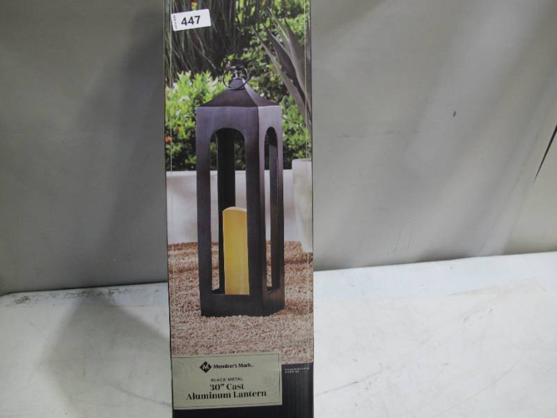 lot 674 image: Members Mark Black Powder Coated Metal 30 Cast Aluminum Lantern