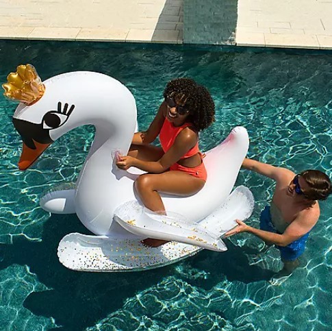 lot 657 image: Members Mark Novelty Ride-On Pool Float - Swan
