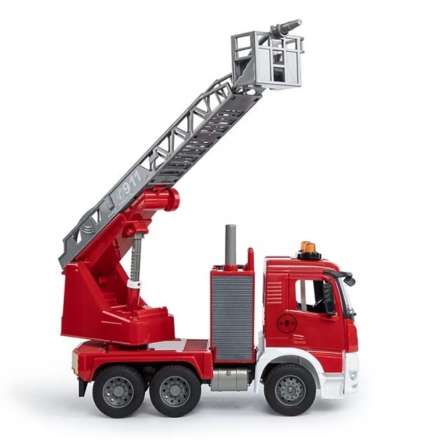 lot 697 image: NEW Members Mark Action Series Truck - Fire Truck