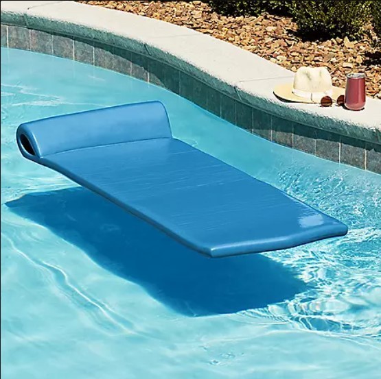 lot 702 image: Members Mark 2 Closed-Cell Foam Deluxe Pool Float Lounge - Aquarius Blue
