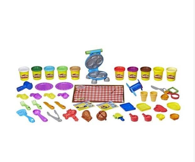 NEW Play Doh Kitchen Creations Ultimate Barbecue Set Create Make Meals with Kitchen Tools 40 Pieces. December Last Chance for Christmas and Holiday Cheer Auction K BID