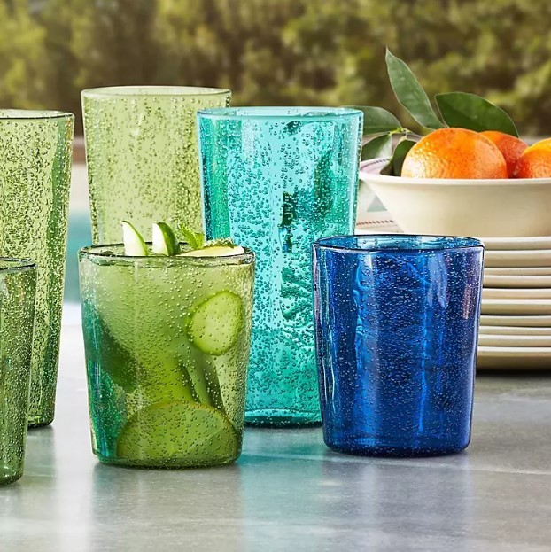 lot 734 image: NEW Members Mark Acrylic 12-Piece Drinkware Set - Blue