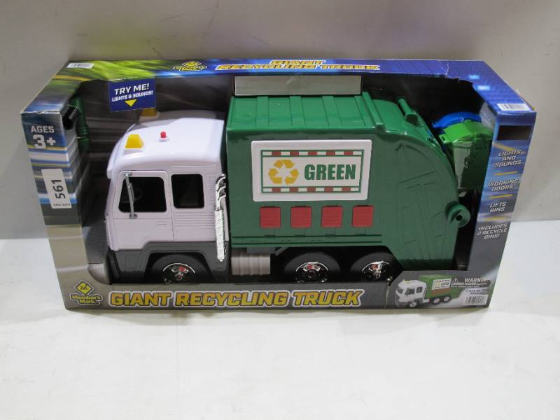 Giant recycling hot sale truck