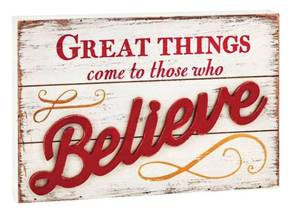 lot 518 image: Pallet of Mostly NEW Hallmark Items - Wall Signs, Decor, Christmas
