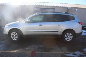 2009 Chevrolet Traverse LS - 2 OWNERS