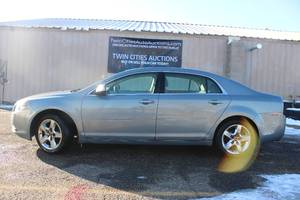 2009 Chevrolet Malibu LT - 2 OWNERS